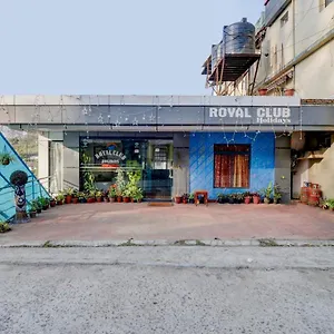 Oyo 86052 Royal Hotel
