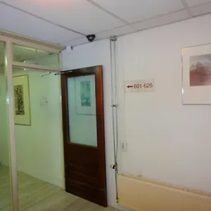 Budget Hostel Bargain Toko Hostal